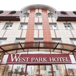 west-park-hotel.hotels-of-kiev.com/